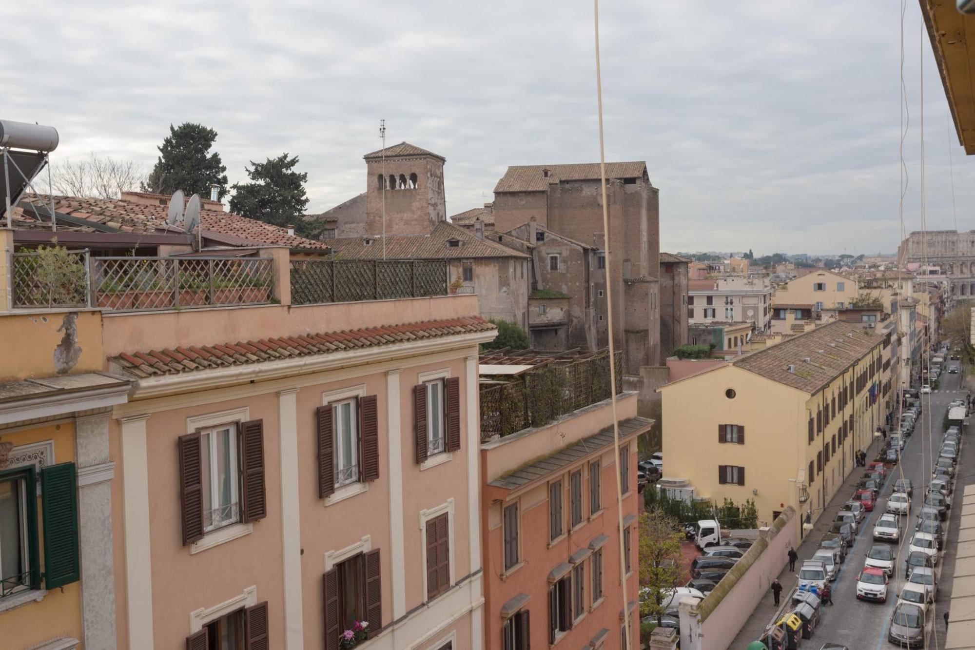 Colosseo And - City Centre Rome