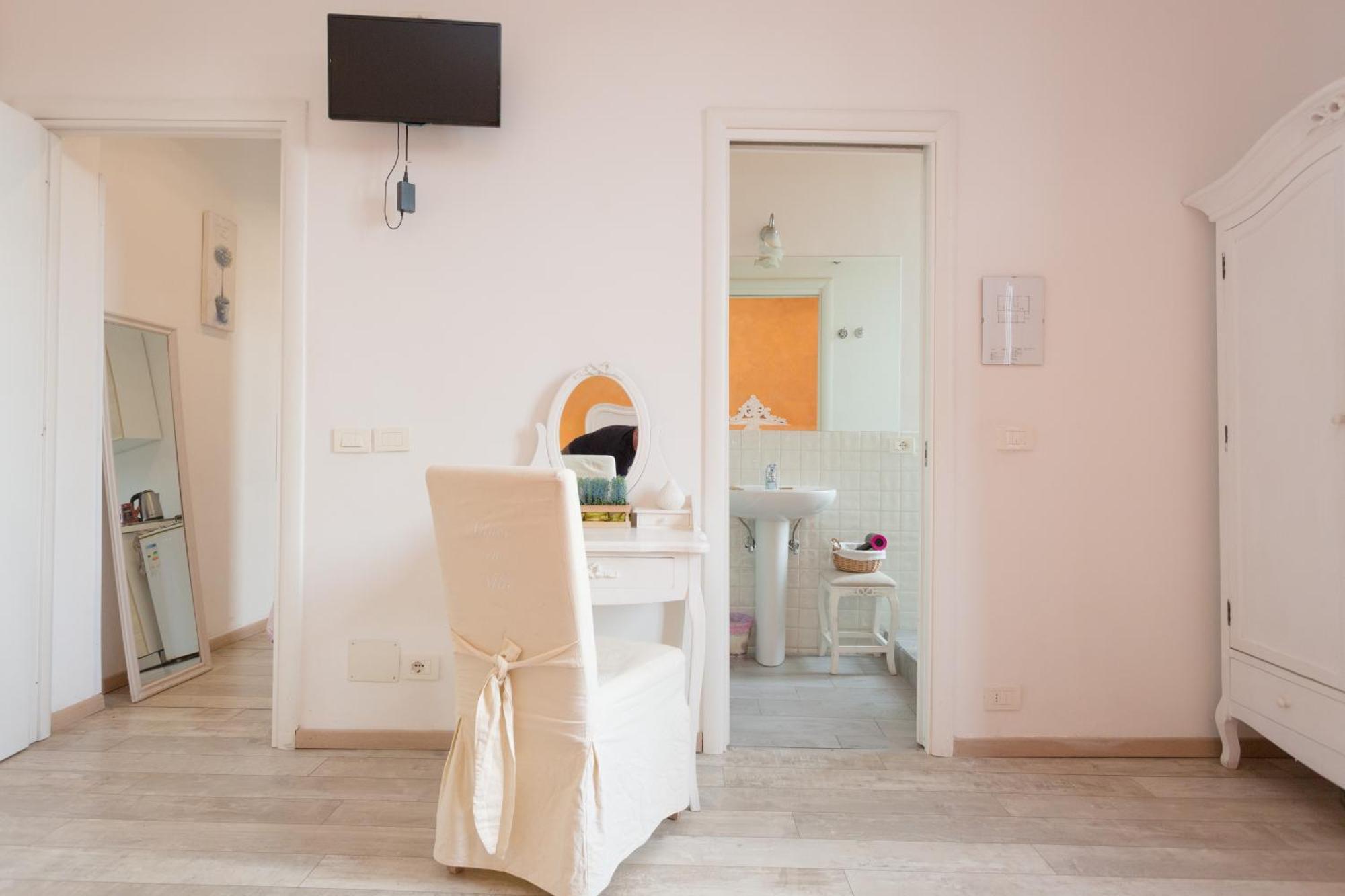 Colosseo And - City Centre Apartment *