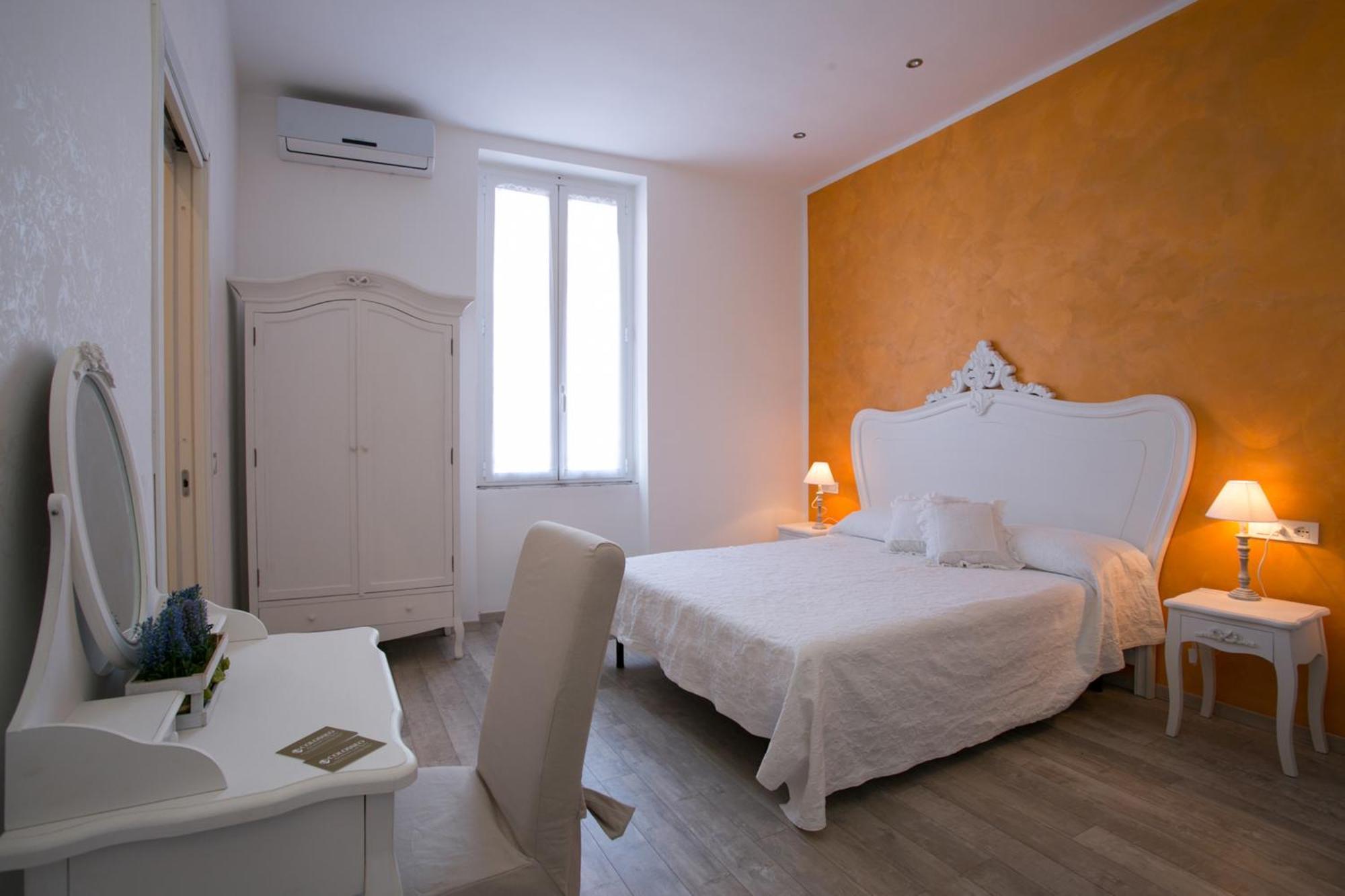 Colosseo And - City Centre Apartment