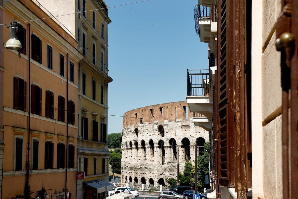 Colosseo And - City Centre Rome